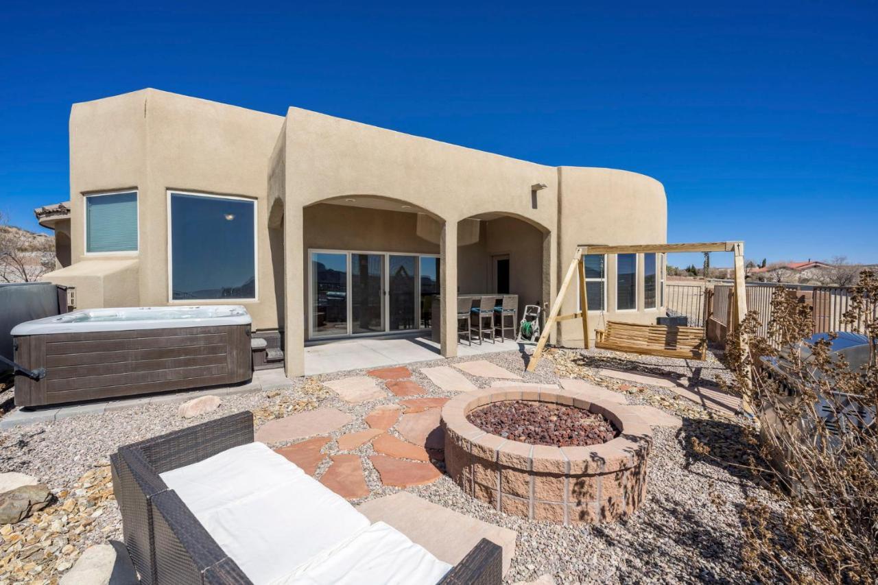 Turtleback Oasis - Minutes To Lake, Hot Springs, Golf - Luxurious, Spacious And Equipped Elephant Butte Exterior foto